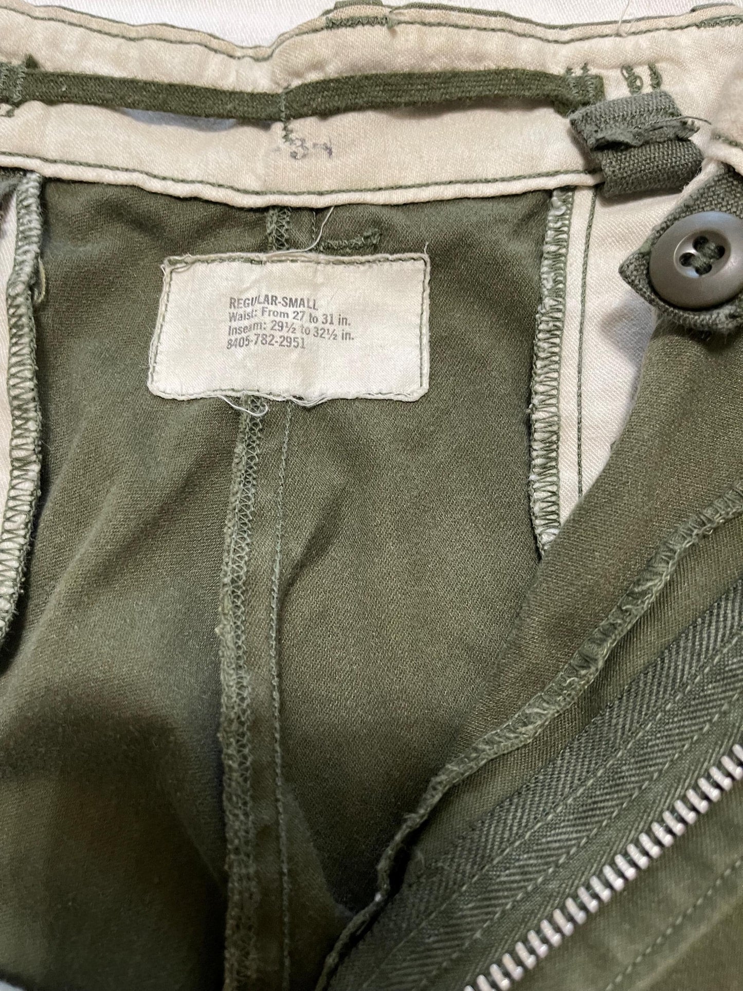 Genuine US military Vintage Vietnam era M65 Field Pants OD green From 1960’s Medium Regular with Silver zipper. Used Excellent, Small Reg.