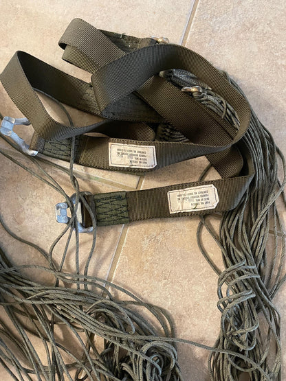 35 ft. Green US military T-10 Main Parachute with Lines, Risers and Connector Links/ without invert netting