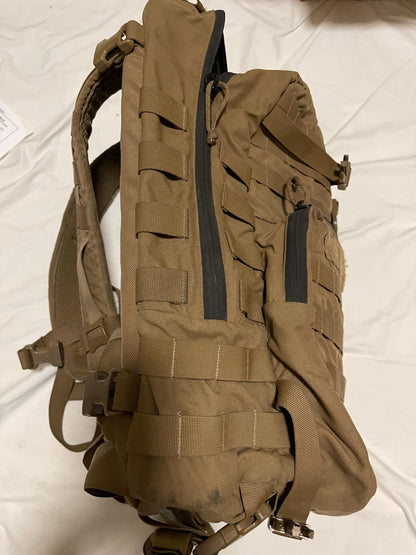 Genuine USMC filbe assault pack US GI 3 day  system Coyote Bugout with Stiffener.
