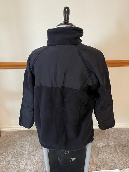 US Military Polartec Fleece Jacket Classic 300 Cold Weather Small &  Medium Regular Black Heavy weight.