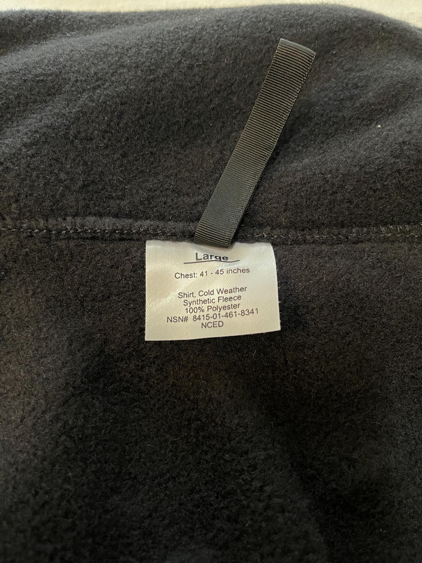 US Military Polartec Fleece Jacket Classic 300 Cold Weather  Large Regular Black Heavy weight.