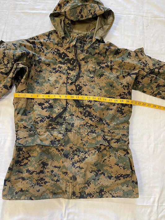 Small Reg - USMC Woodland MARPAT GoreTex Parka Jacket Extreme Cold Marine Corps.