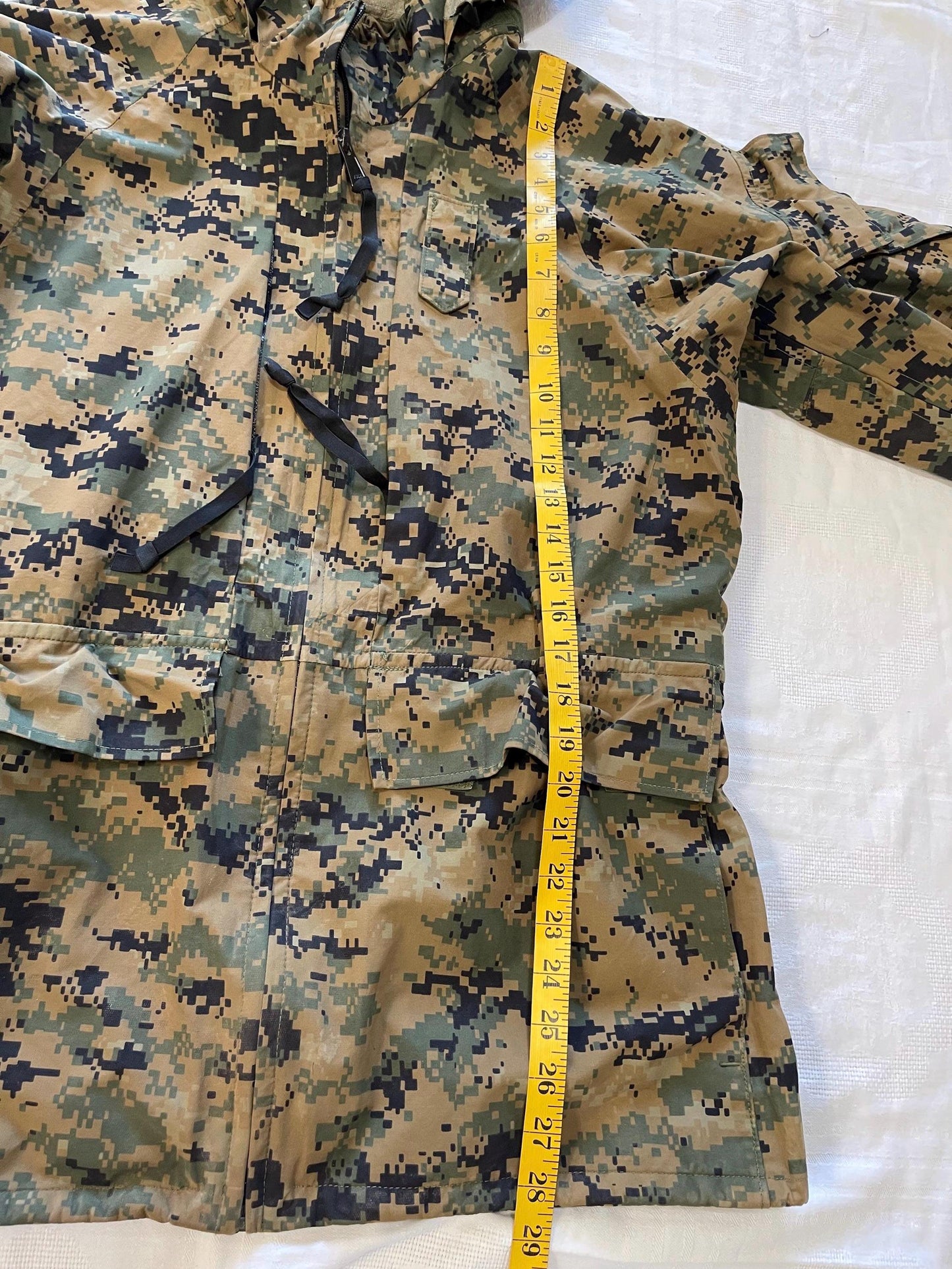 Small Reg - USMC Woodland MARPAT GoreTex Parka Jacket Extreme Cold Marine Corps.