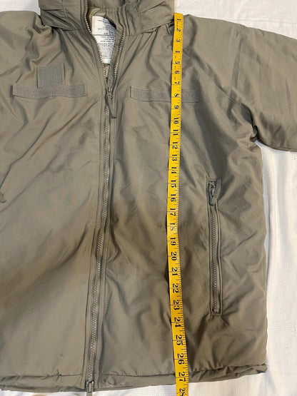 Original U.S Army Primaloft GEN III Level 7 Extreme Cold Weather Parka (ECWCS) Jacket Coat Uniform Military Snow Wet Weather, Small Short.