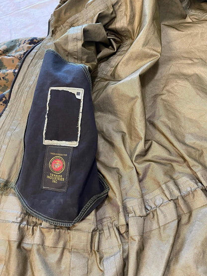 Small Reg - USMC Woodland MARPAT GoreTex Parka Jacket Extreme Cold Marine Corps.