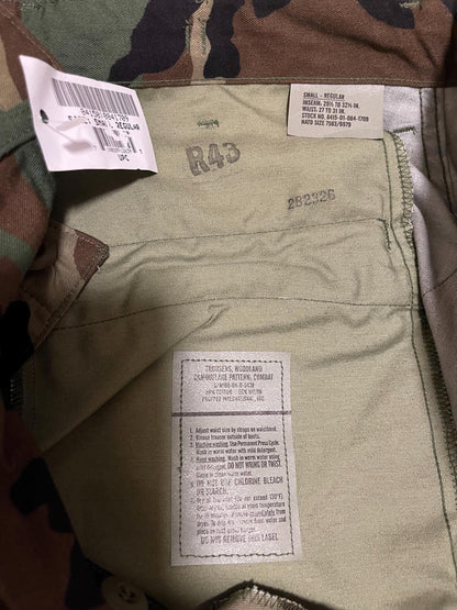 Genuine US military woodland camouflage nylon/Cotton 50/50 nyco pants Small Regular New.