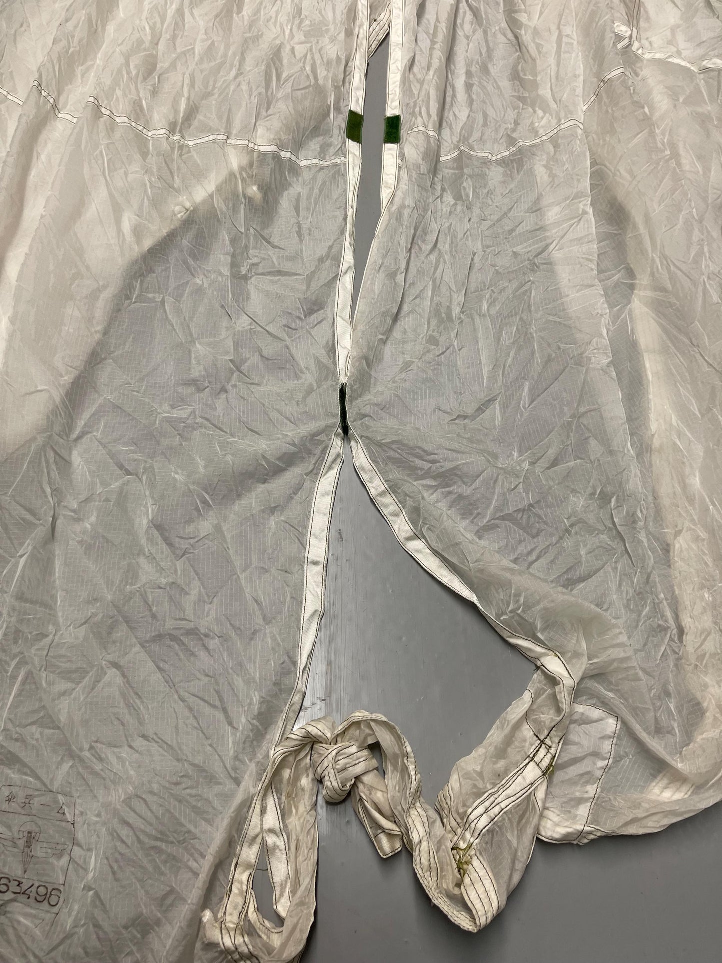 Military 35ft White Round Parachute/photo Shoot, Car/Boat Covers, Canopy and decoration.