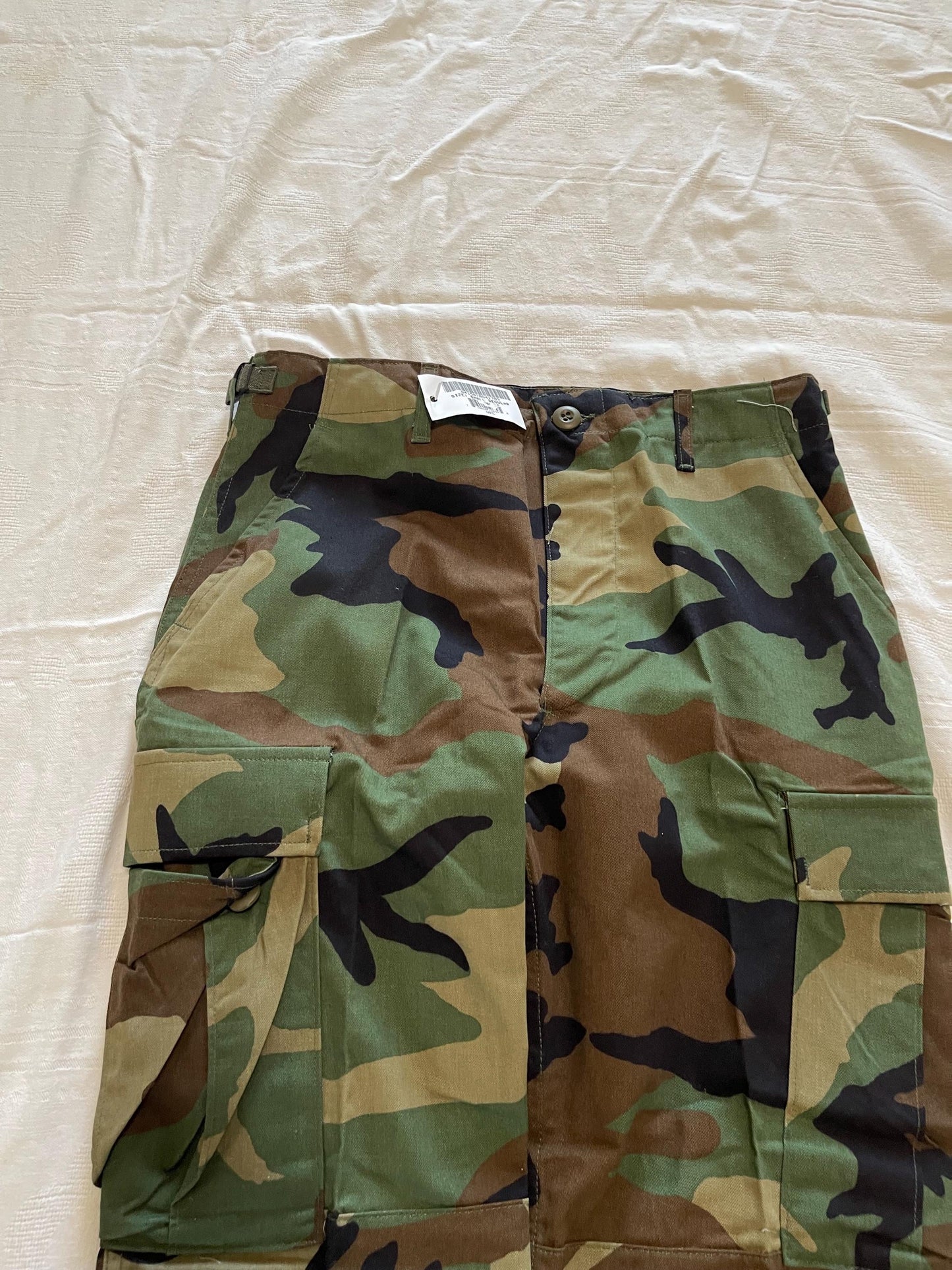 Genuine US military woodland camouflage nylon/Cotton 50/50 nyco pants Small Regular New.