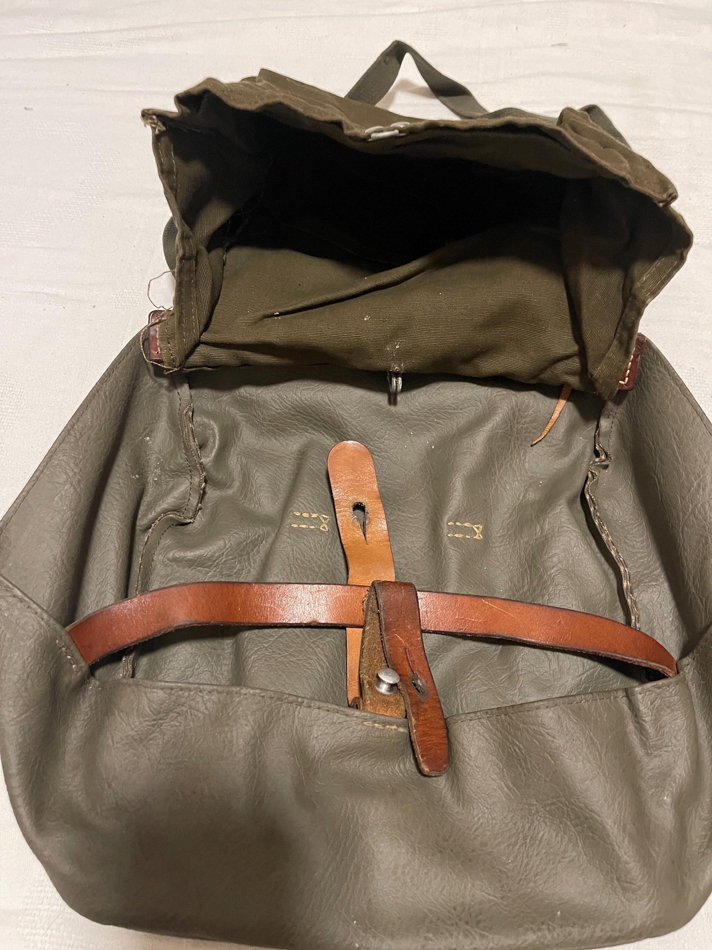 Vtg Swiss Army Bread Messenger Crossbody Military Field Bike Pannier Utility Bag