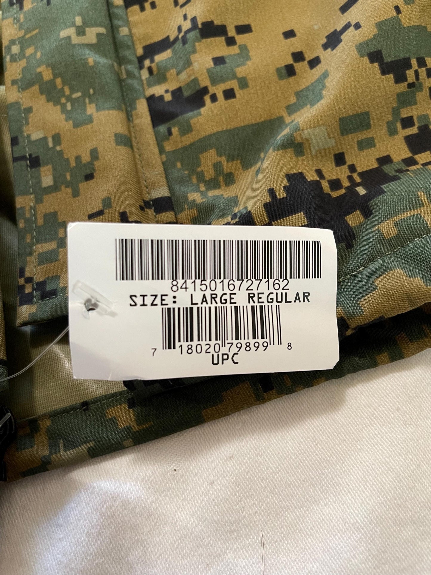 Genuine USMC Woodland Marpat digital ECW  Goretex marine jacket Large Regular new with tag