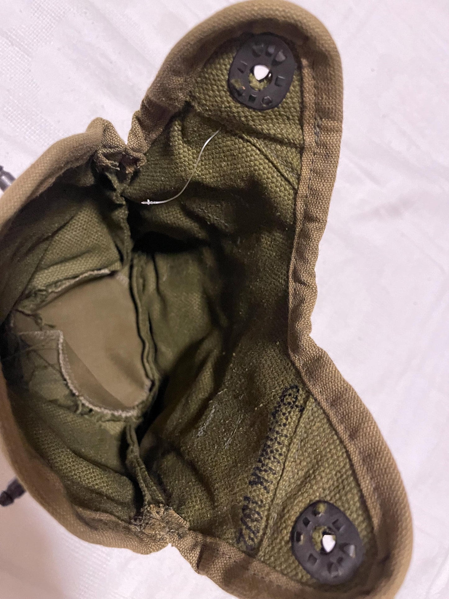 Authentic British Khaki & OD green Military P44 Canteen Pouch Cover Dated From 1949 t0 1972