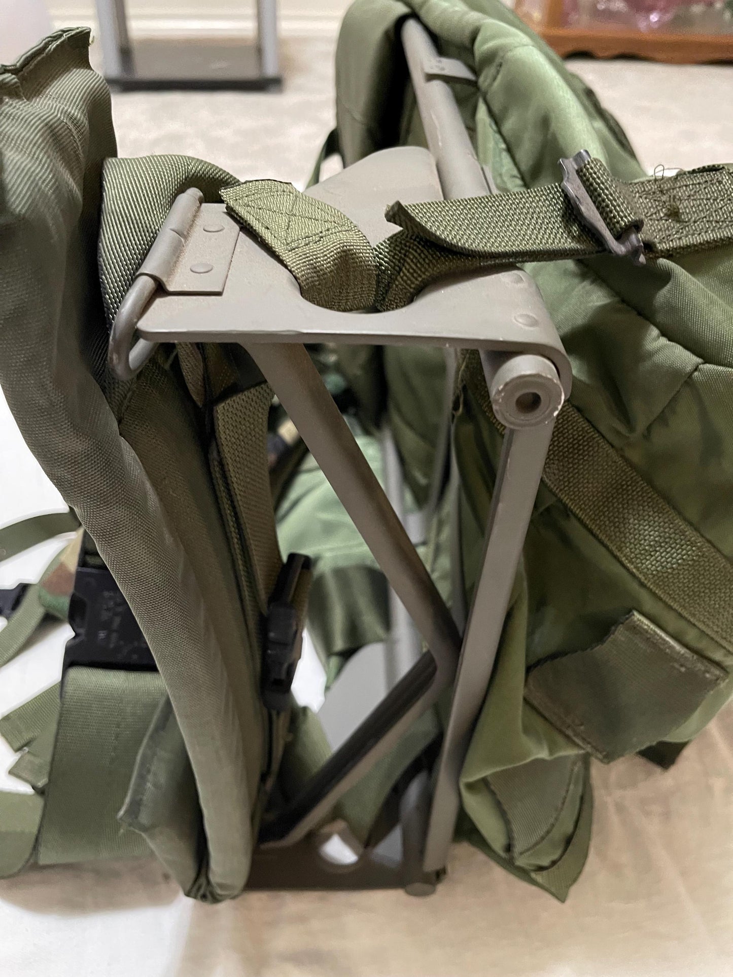 Genuine Vintage Vietnam US Military Large Alice pack complete with frames, shoulder straps and waist belt all original parts