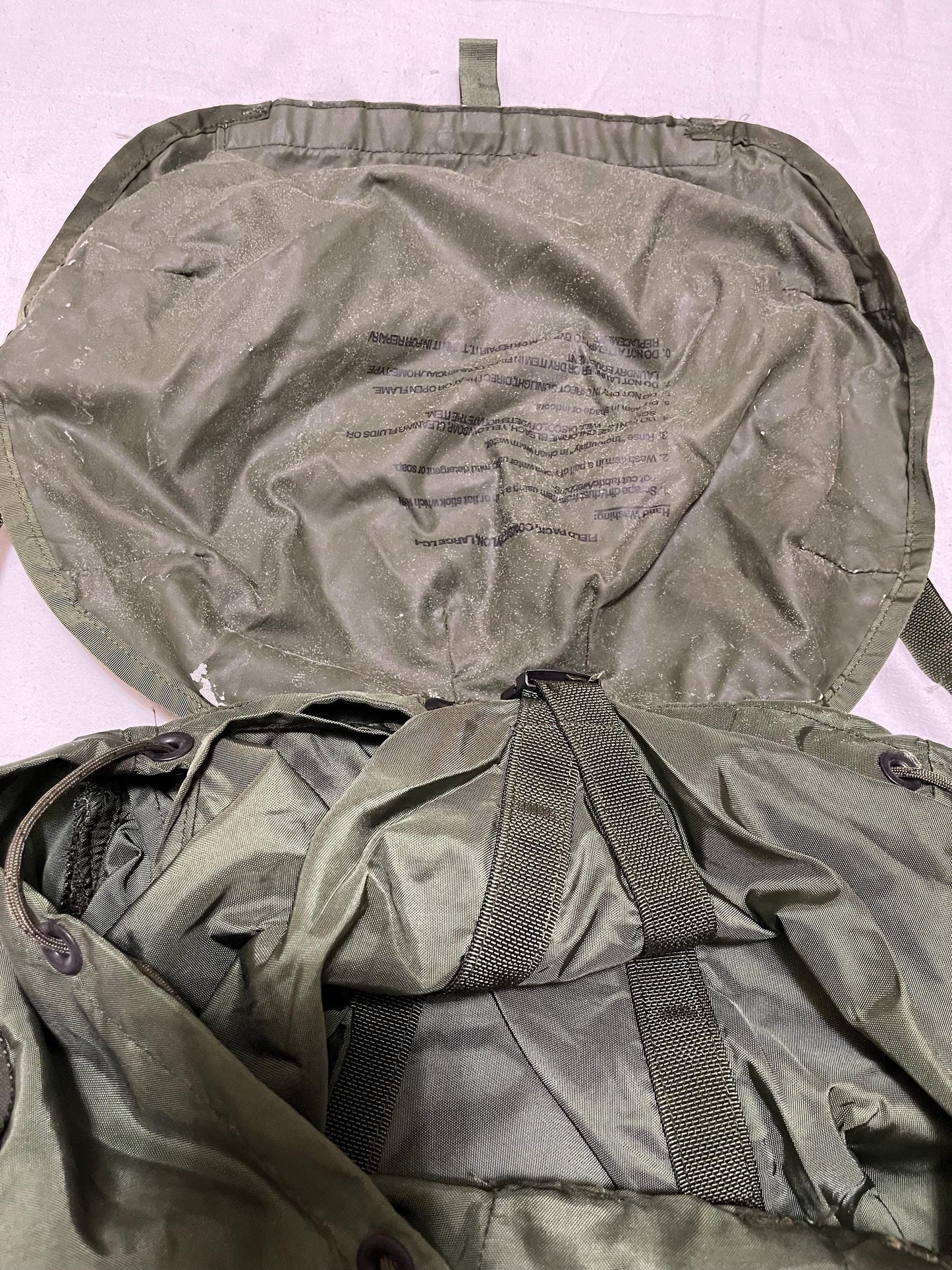 Genuine Vintage Vietnam US Military Large Alice pack complete with frames, shoulder straps and waist belt all original parts