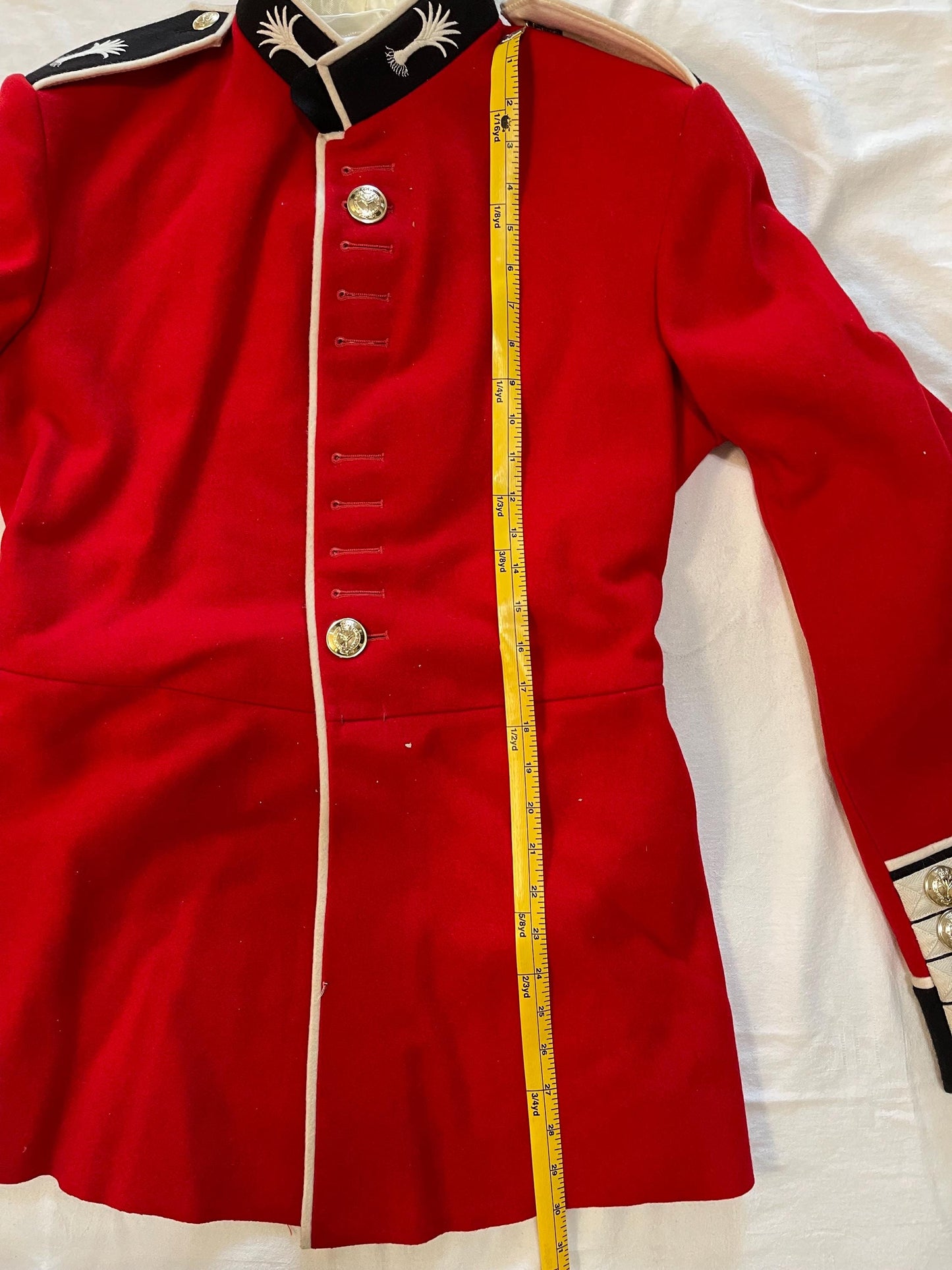 Genuine Vintage British Coldstream Guards Men’s Red Ceremonial Tunic New in Mint condition Size Medium.