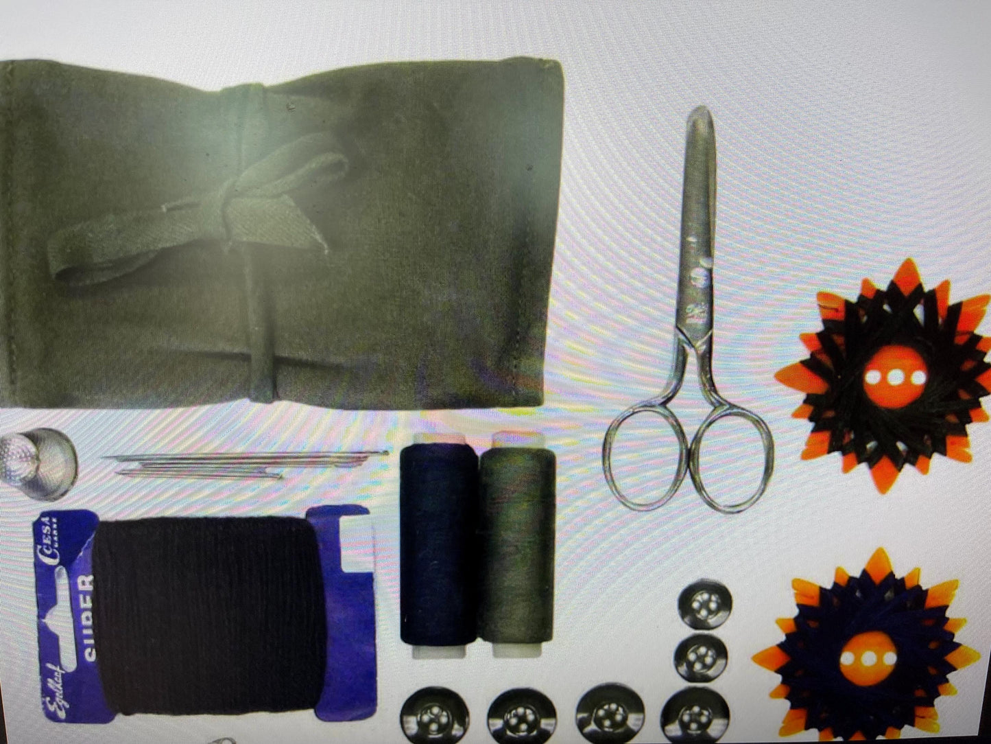 German Military Vintage Sewing kit with Scissor and accessories.