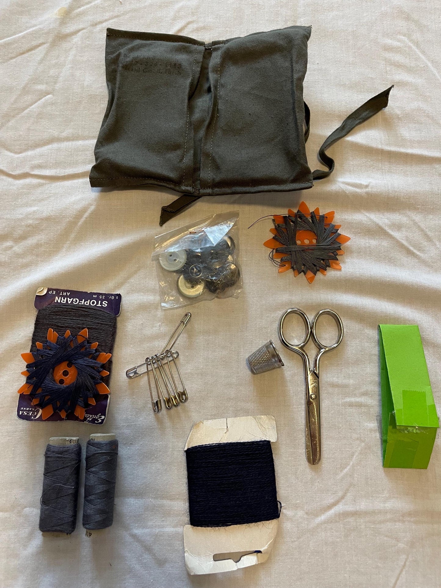German Military Vintage Sewing kit with Scissor and accessories.