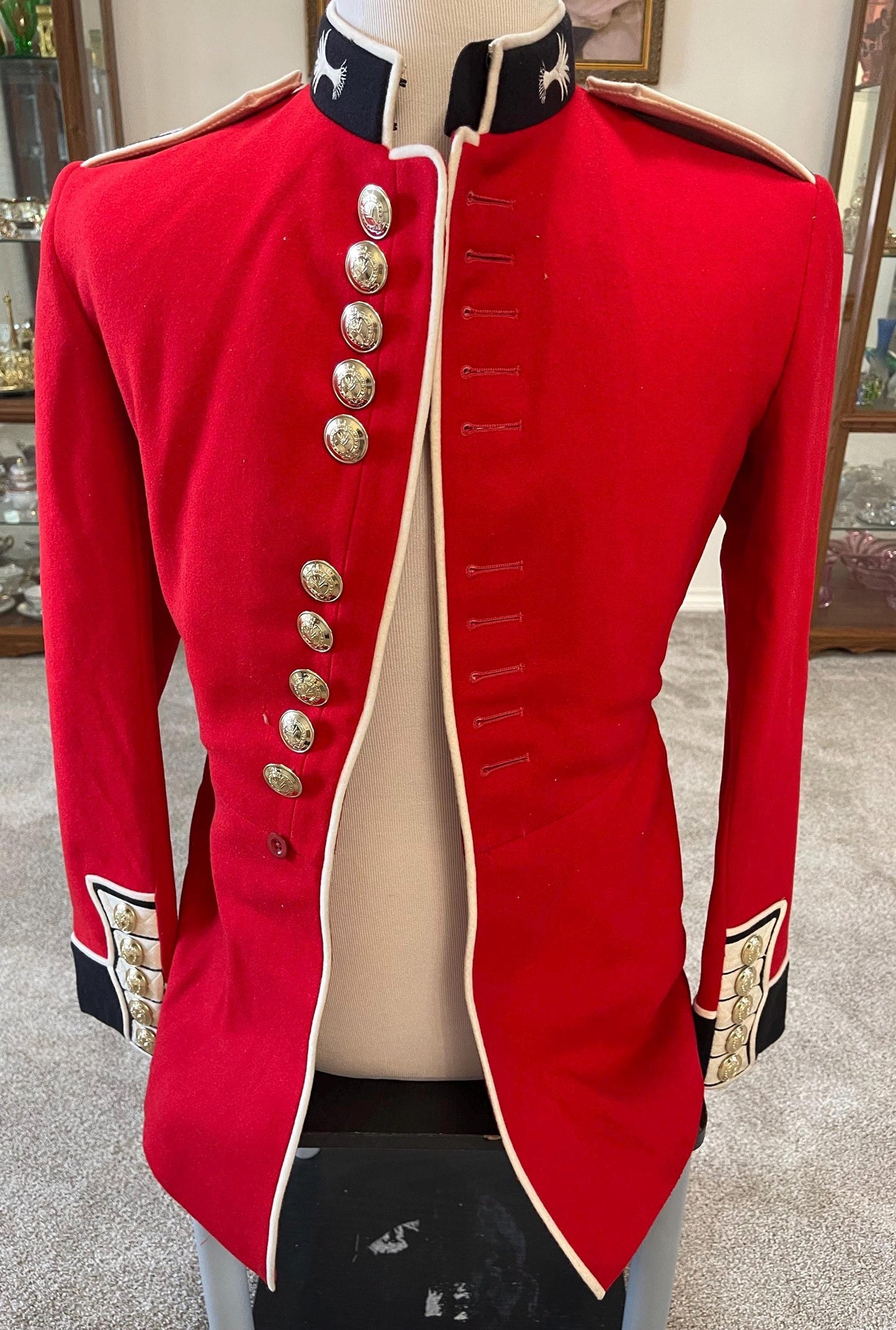 Genuine Vintage British Coldstream Guards Men’s Red Ceremonial Tunic New in Mint condition Size Medium.