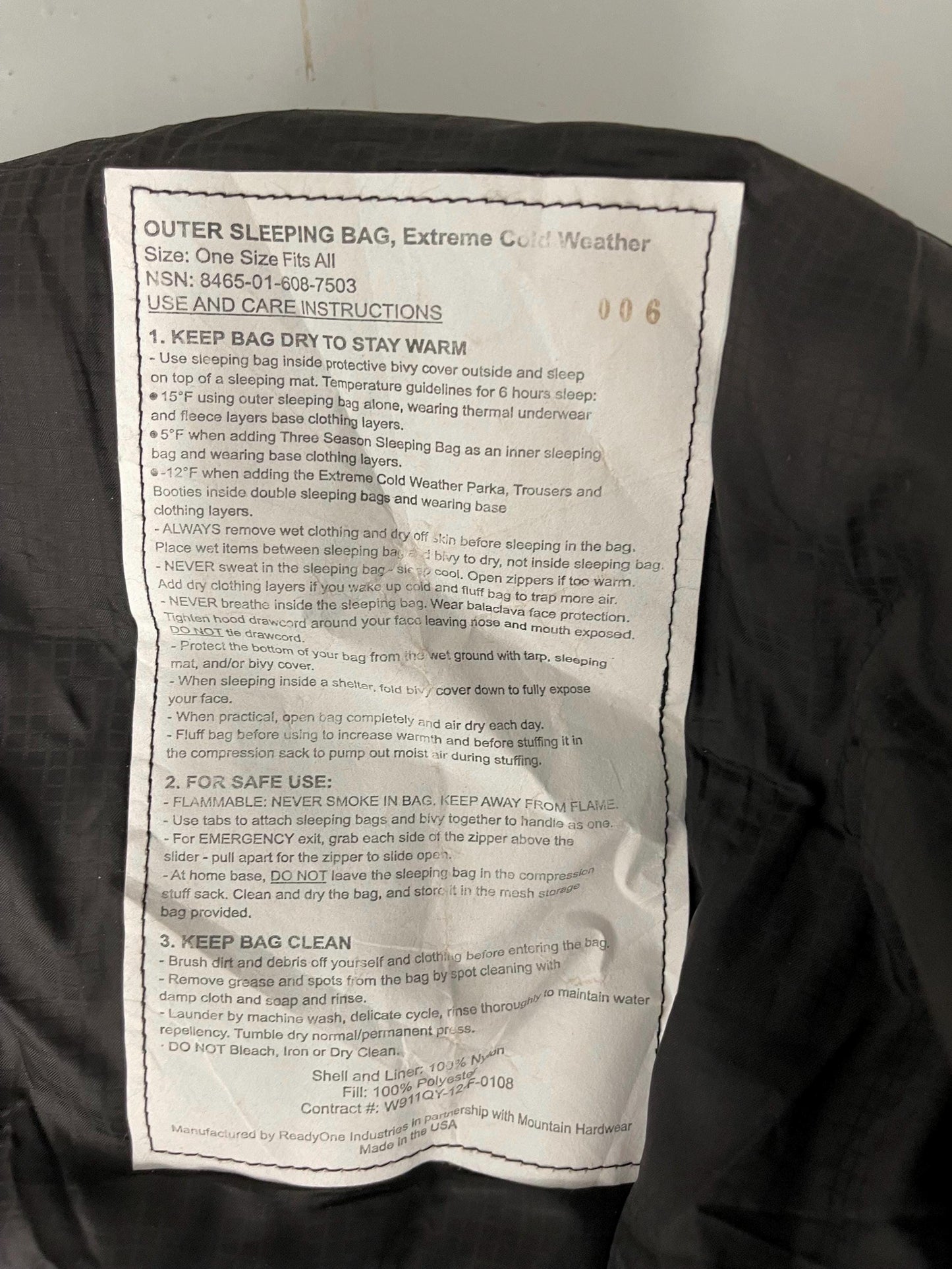 USMC US Marine Military Black Extreme Cold Weather Outer Sleeping Bag NSN:8465-01-608-7503, New .