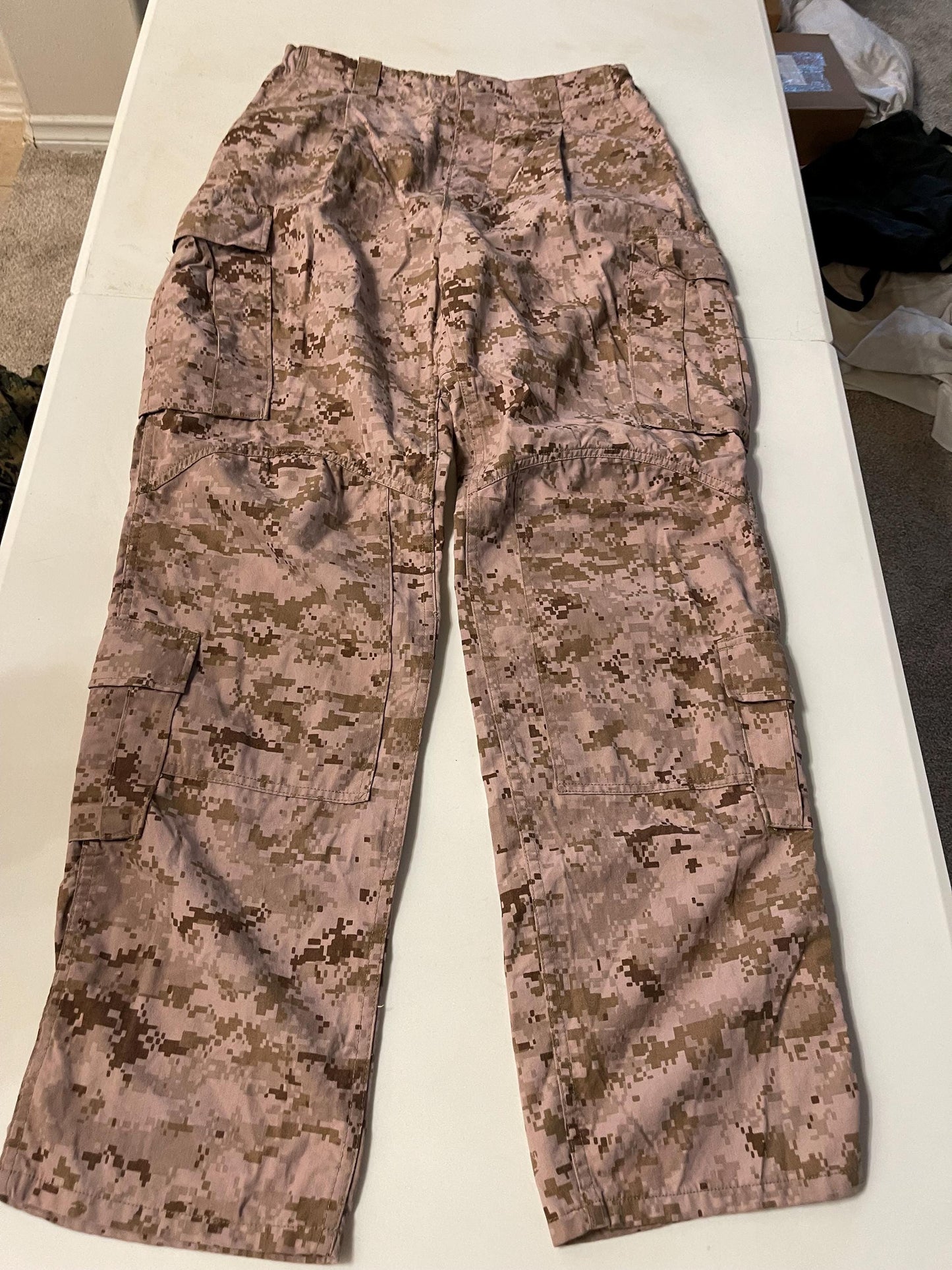 US military USMC desert digital marpat trousers/pants, Frog , Fire resistant with Insect guard protection.