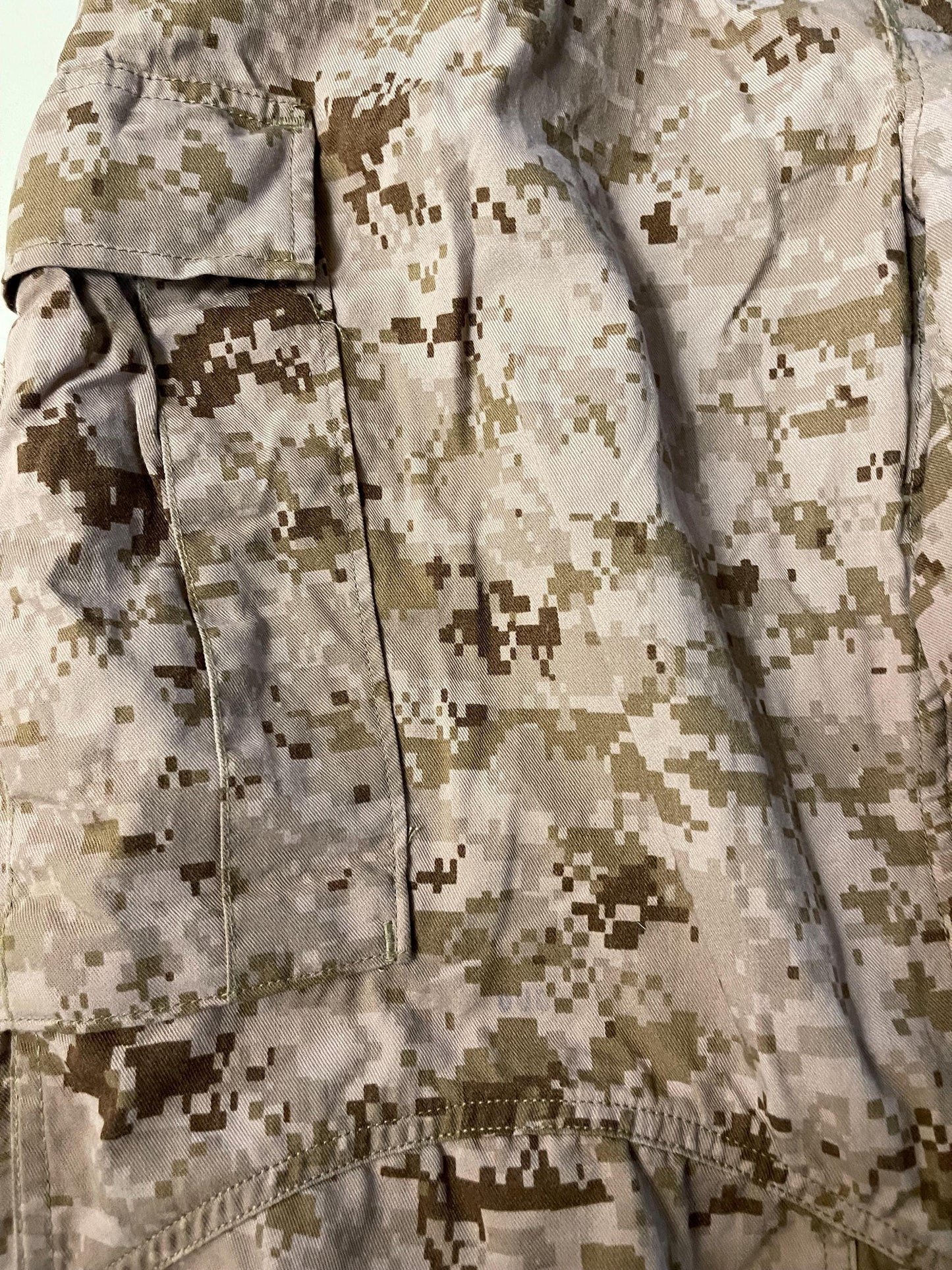 US military USMC desert digital marpat trousers/pants, Frog , Fire resistant with Insect guard protection.