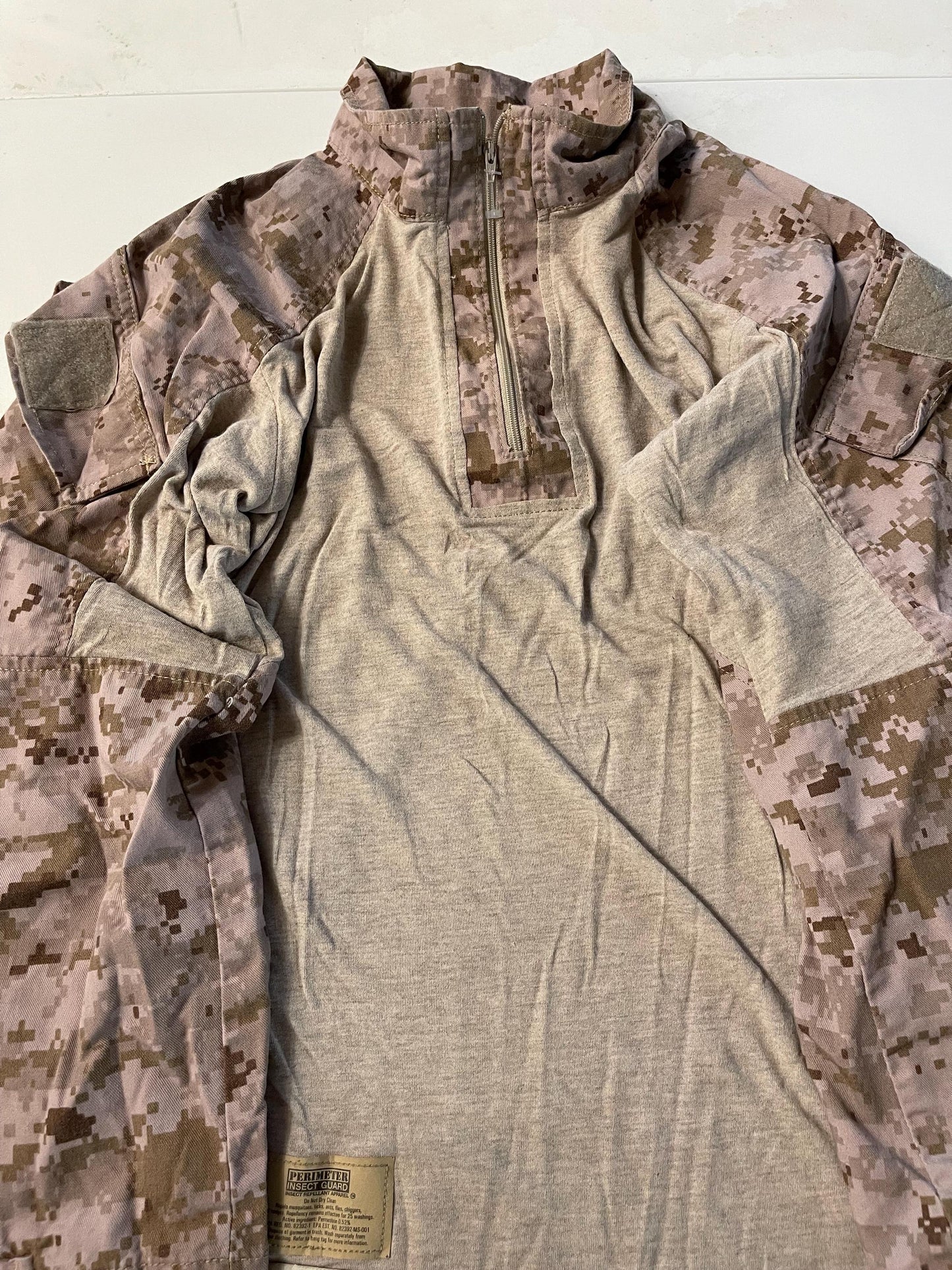 US military usmc desert combat digital desert insect guard FROG shirt.