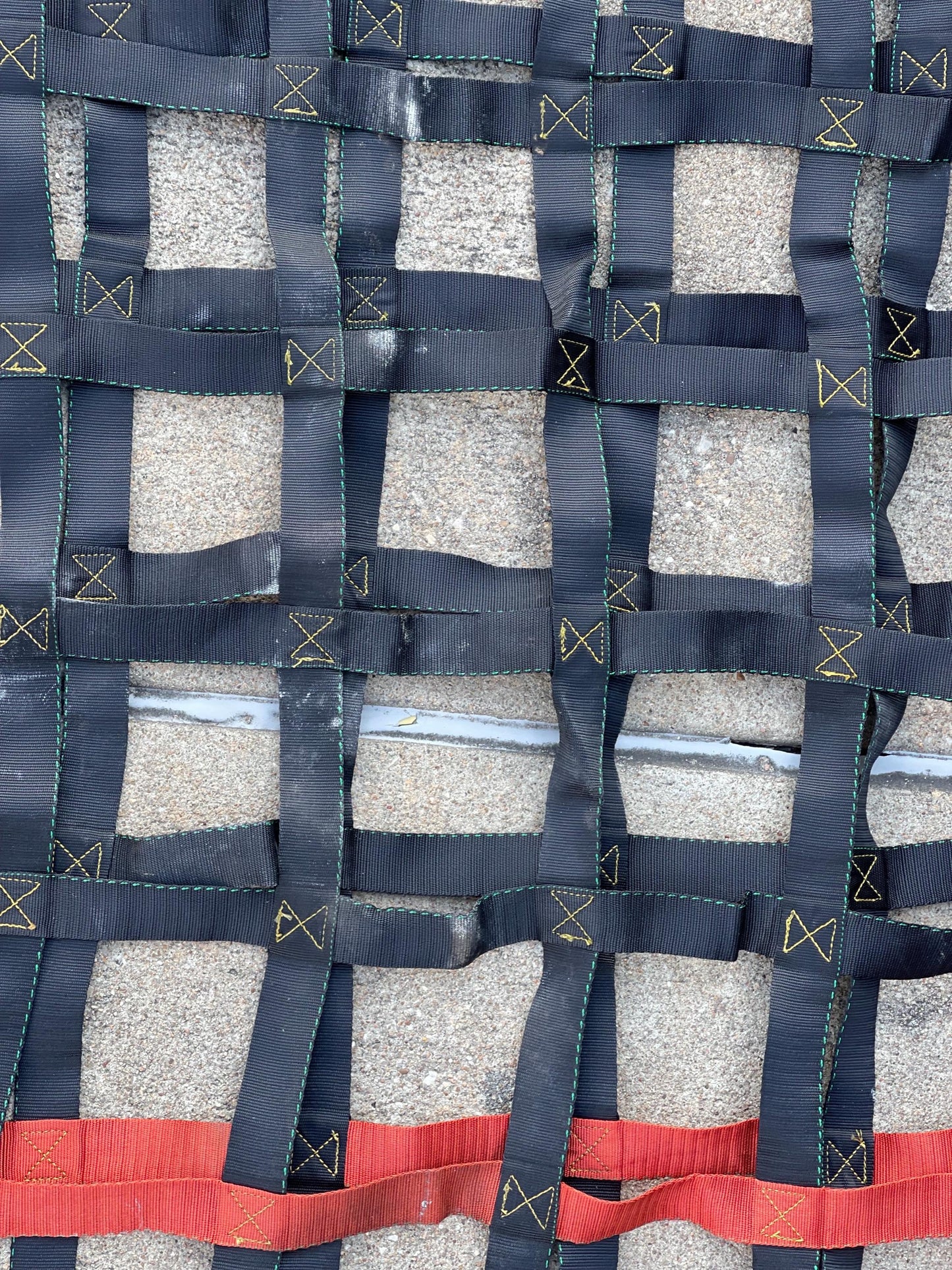 US Military 14' x 14' (4500lbs Capacity) Cargo Net with hardware.