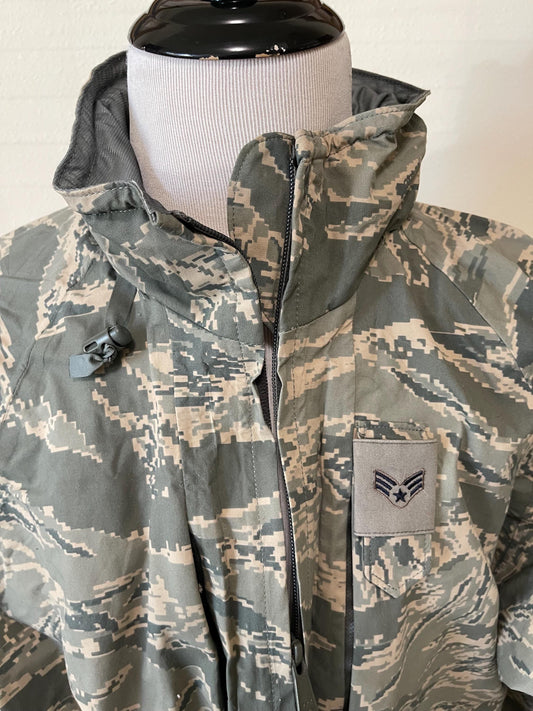 Vintage USAF digital ECW Gortex Parka XL long new.