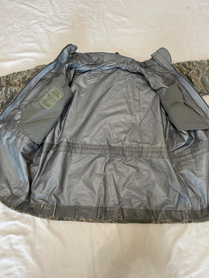Vintage USAF digital ECW Gortex Parka XL long new.