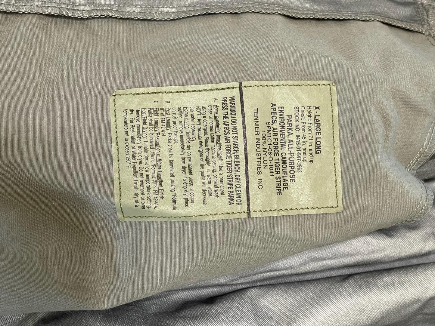 Vintage USAF digital ECW Gortex Parka XL long new.