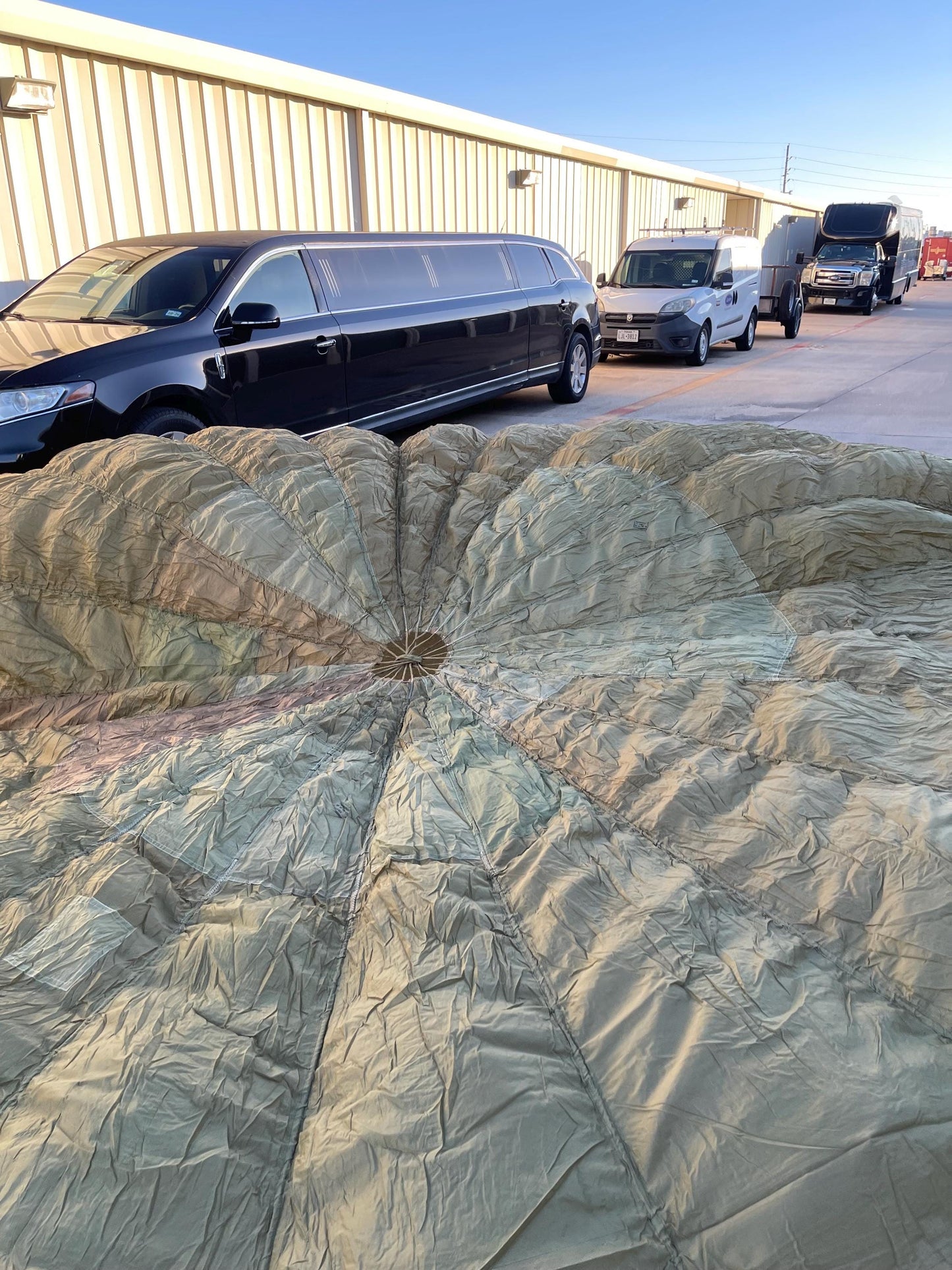 French Military 28' FT Round Parachute, canopy, Shoot multi color (OD.Tan. Khaki mix)