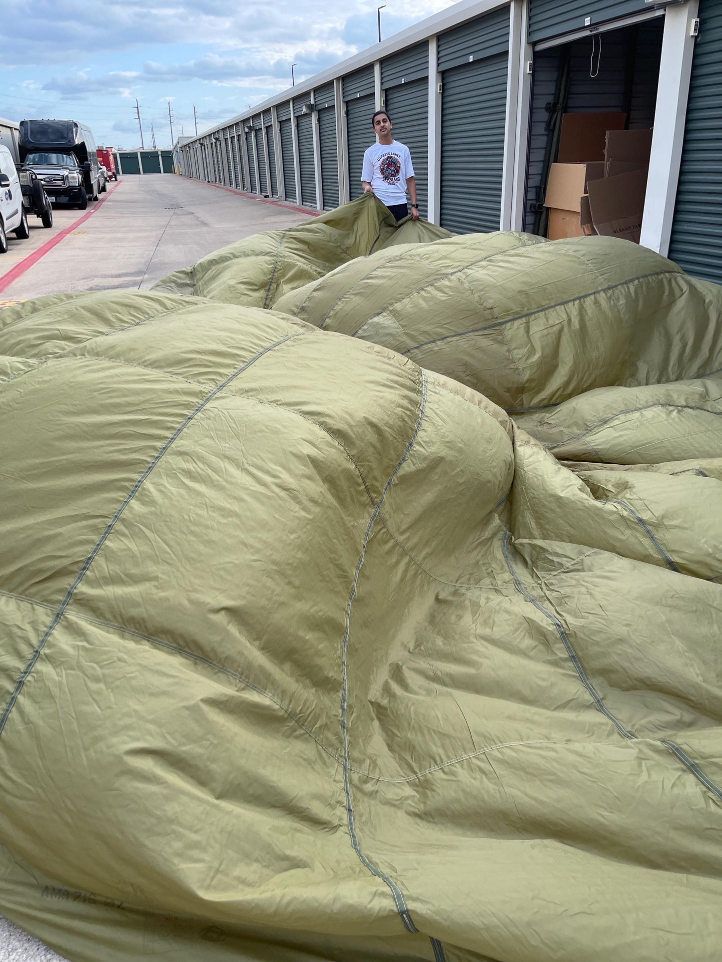 French Military 28' FT Parachute, canopy, Photo Shoot OD. Green.