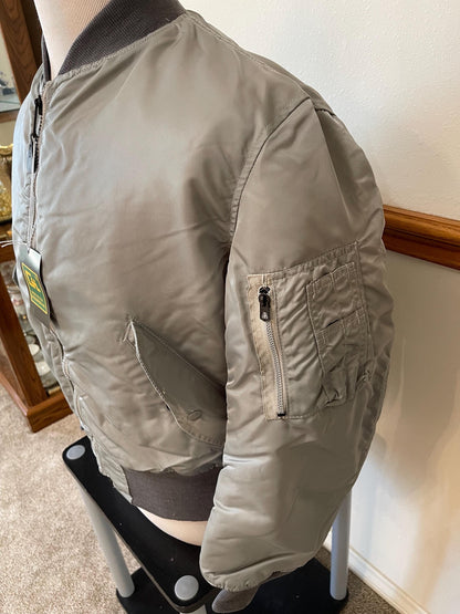 USAF style US made MA 1 Silver to orange reversible Iconic Vintage Jacket made by Greenbrier Manufacturer Tennessee.Jacke