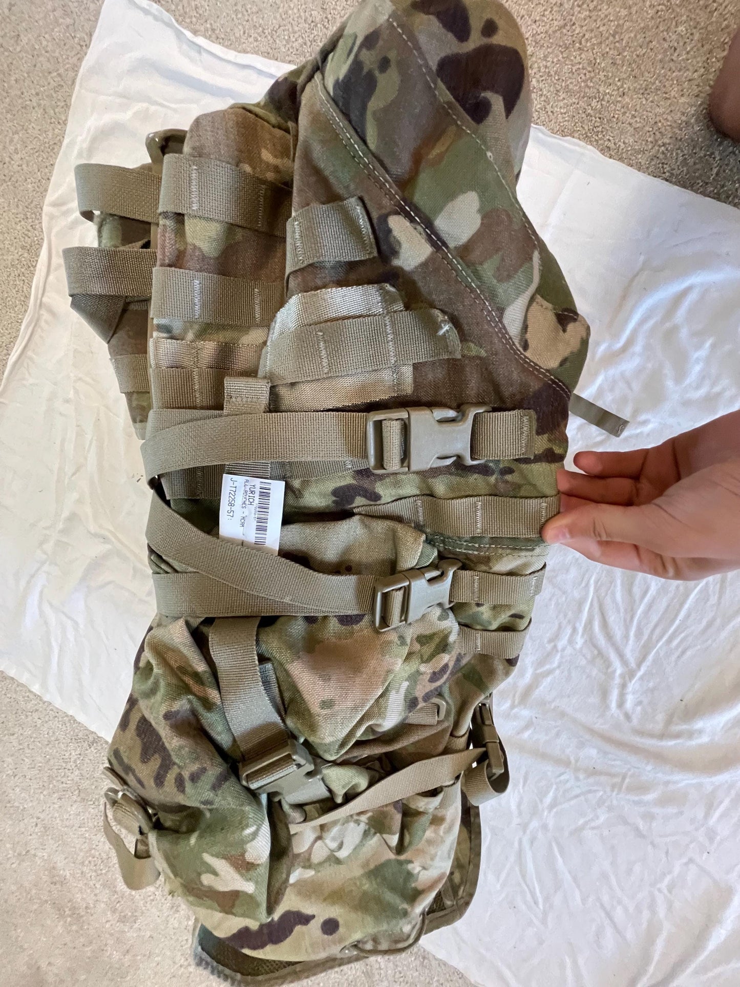 Genuine US military multicam/ocp mollee II Rucksack /FILBE Complete with Frame, shoulder straps and 2 sustainment Pouches.