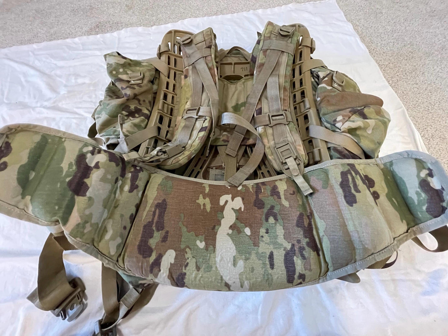 Genuine US military multicam/ocp mollee II Rucksack /FILBE Complete with Frame, shoulder straps and 2 sustainment Pouches.