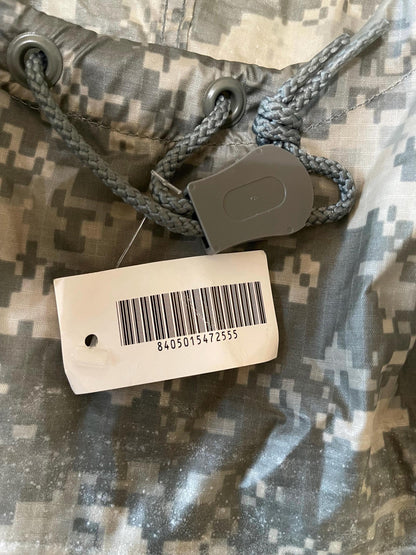 Genuine US military ACU digital Rain Poncho New