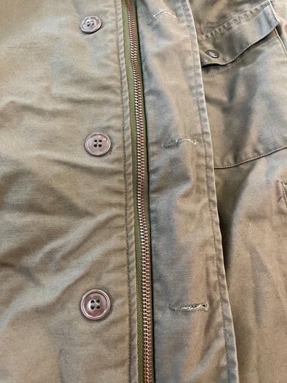 Genuine US Navy Vintage Cold weather permeable Deck Jacket Small .
