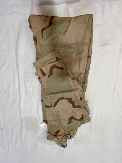 U.S. Army DCU Mechanics Coveralls Jumpsuit Desert Camouflage Medium NWT