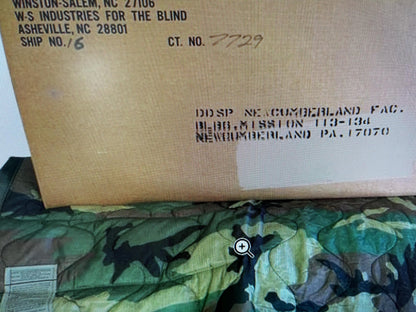 USGI Authentic Poncho Liner/Woobie Woodland Camo US MIL Issue New