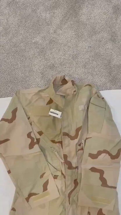 U.S. Army DCU Mechanics Coveralls Jumpsuit Desert Camouflage Medium NWT