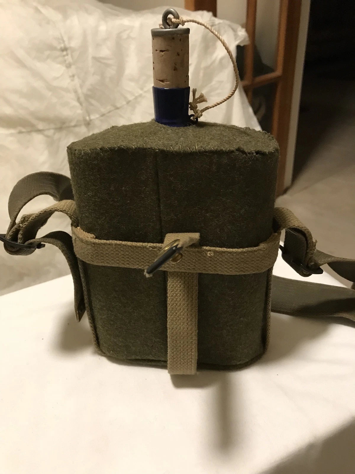WW II Era Post War British Army Water Canteen Vintage Collectible Genuine item - Image 10