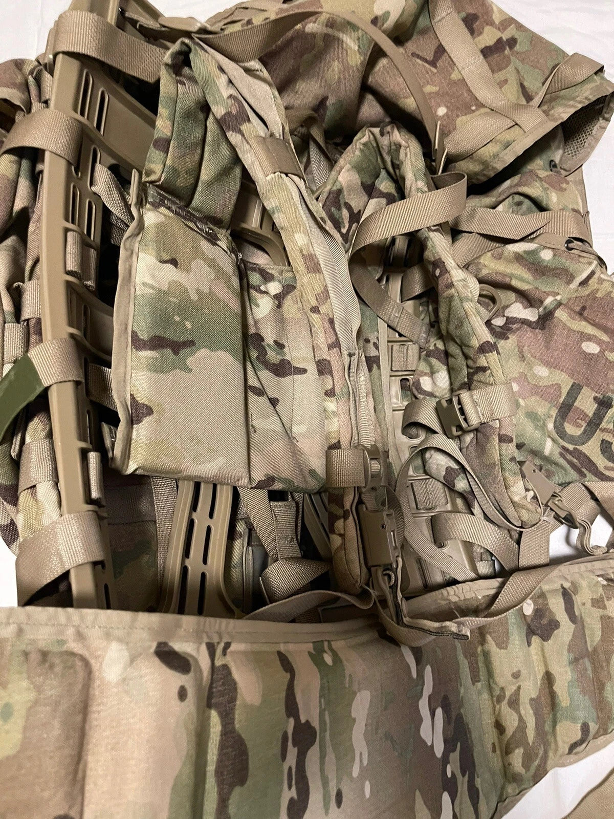 Genuine US Military Multicam/OCP MOLLE II Rucksack /FILBE Complete - Image 9