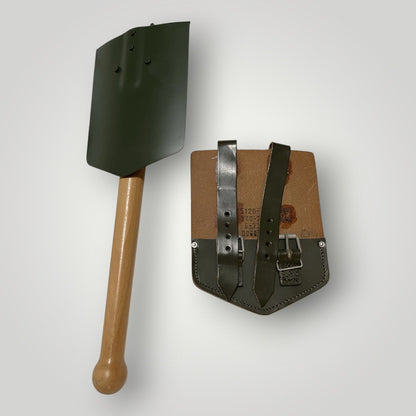German Military Issue Tri-Fold Shovel (Entrenching Tool)
