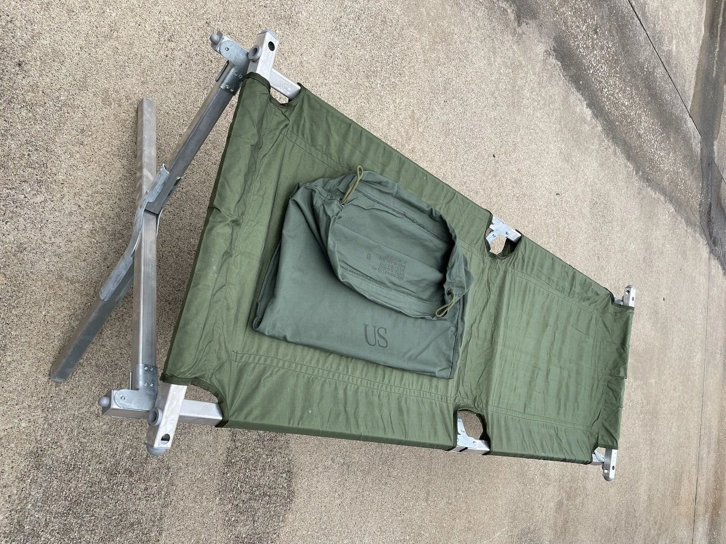 NEW USGI MILITARY CAMPING COT  SLEEPING BED OD W/Mosquito net &Poles. - Image 10