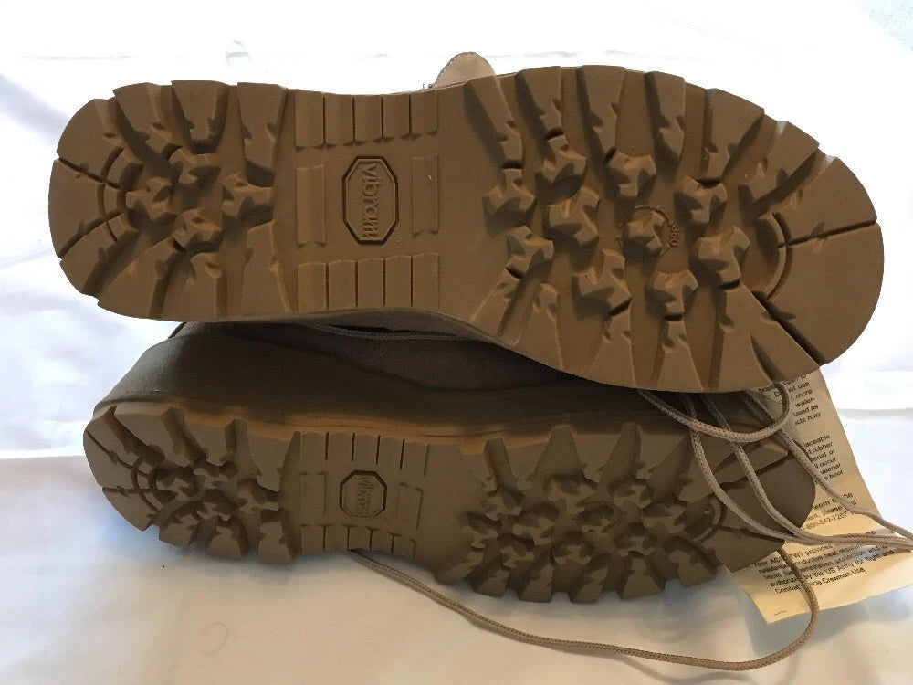 US Army Flight and Combat Vehical Crewman Authorized Desert Tan Boots By Wellco  - Image 4