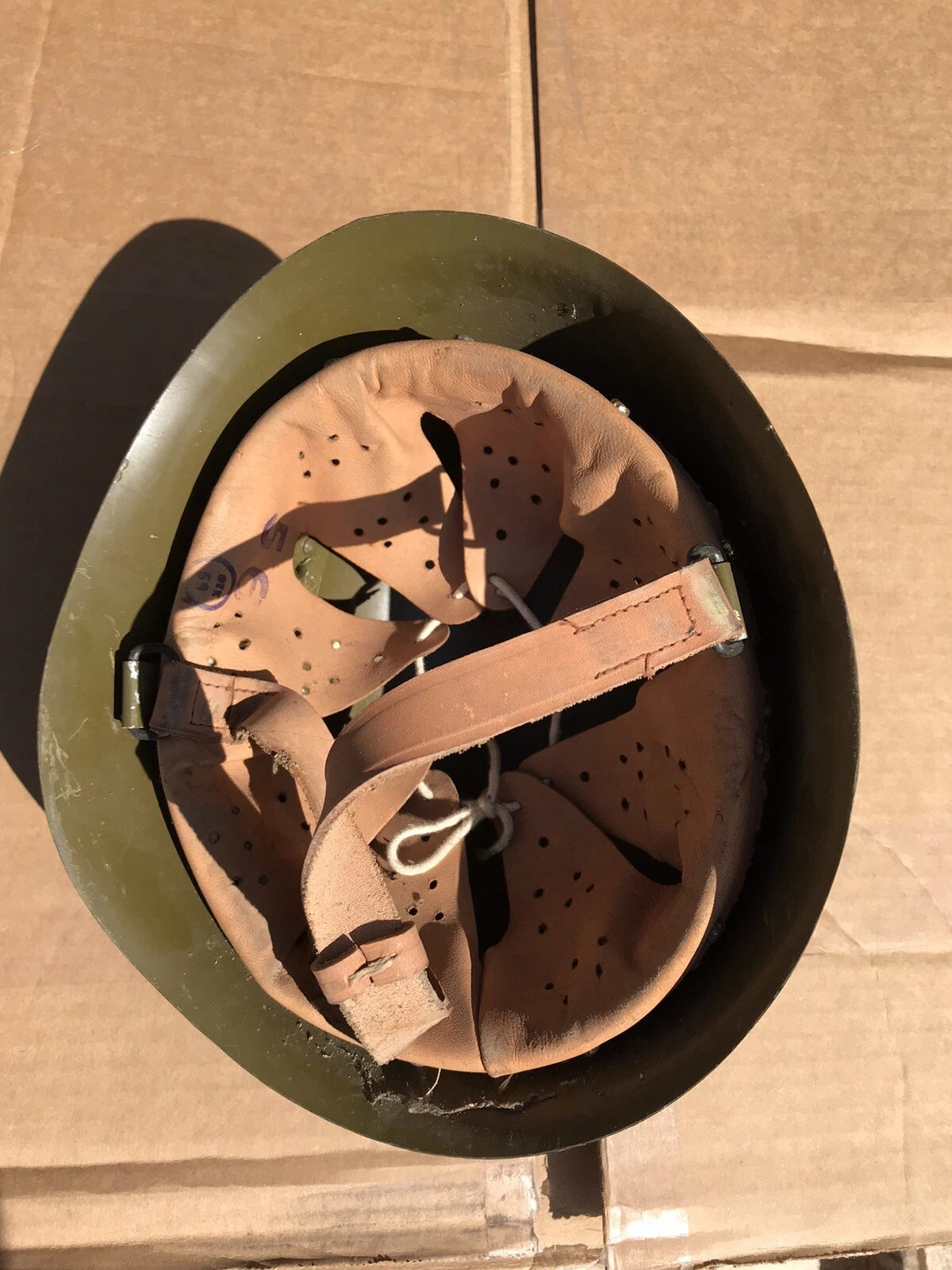 BULGARIAN ARMY MILITARY M72 COLD WAR STEEL HELMET VINTAGE COLLECTIBLE - Image 8