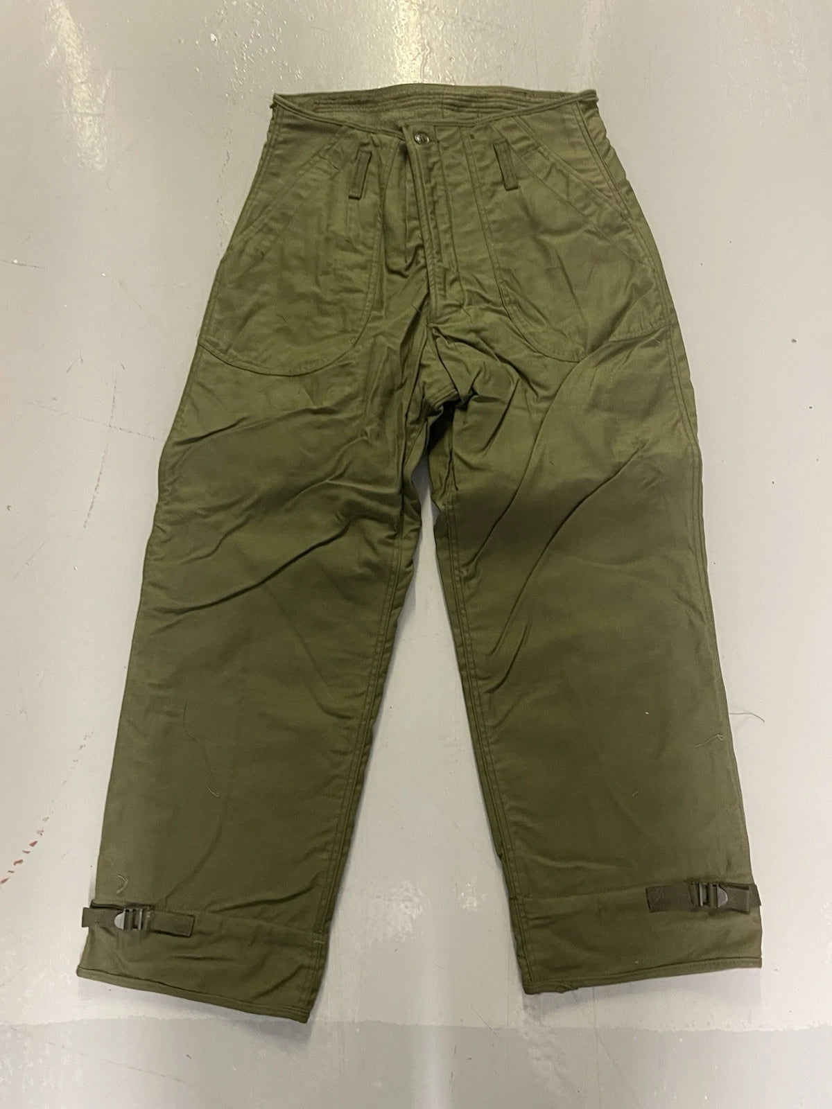 US Navy Nyco OD Cold Weather Permeable Deck Pants  Med. Reg.Alpha Ind .New. - Image 1