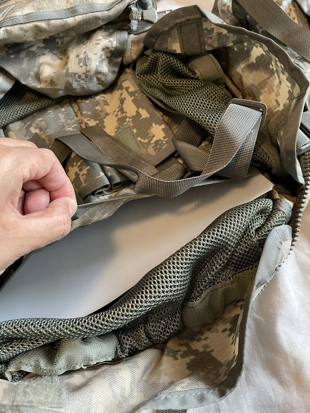 LARGE MOLLE II ACU Modular Medic Bag Backpack Complete Set NSN 8465-01-524-7635 - Image 8