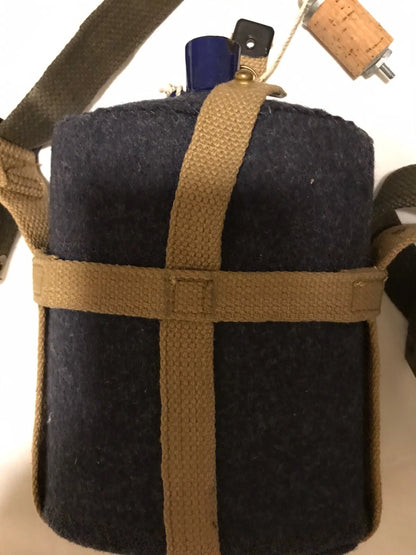 WW II Era Post War British Army Water Canteen Vintage Collectible Genuine item - Image 4