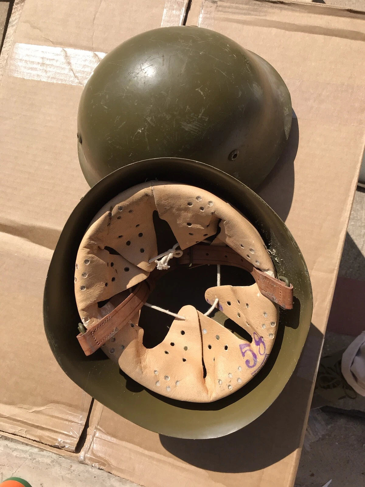 BULGARIAN ARMY MILITARY M72 COLD WAR STEEL HELMET VINTAGE COLLECTIBLE - Image 7