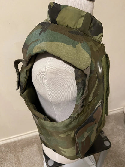 US MILITARY US GI WOODLAND CAMOFLAUGE FRAGMANTATION VEST VINTAGE COLLECTIBLE - Image 8